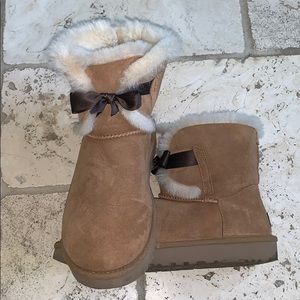 Ugg short Boots EUC